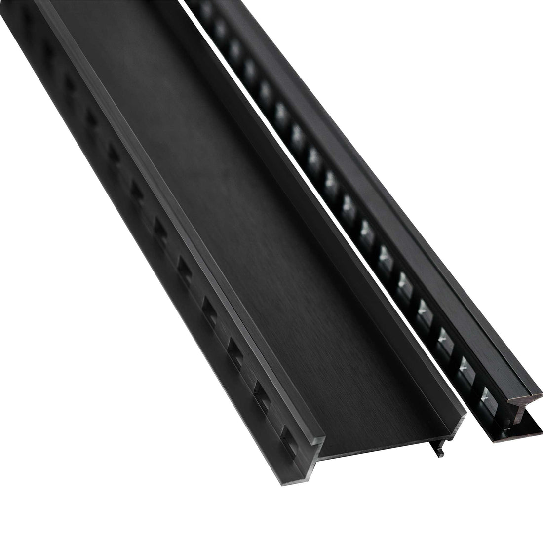 Lauxes Grates STI Shower Pack 26 in Midnight anodised aluminium