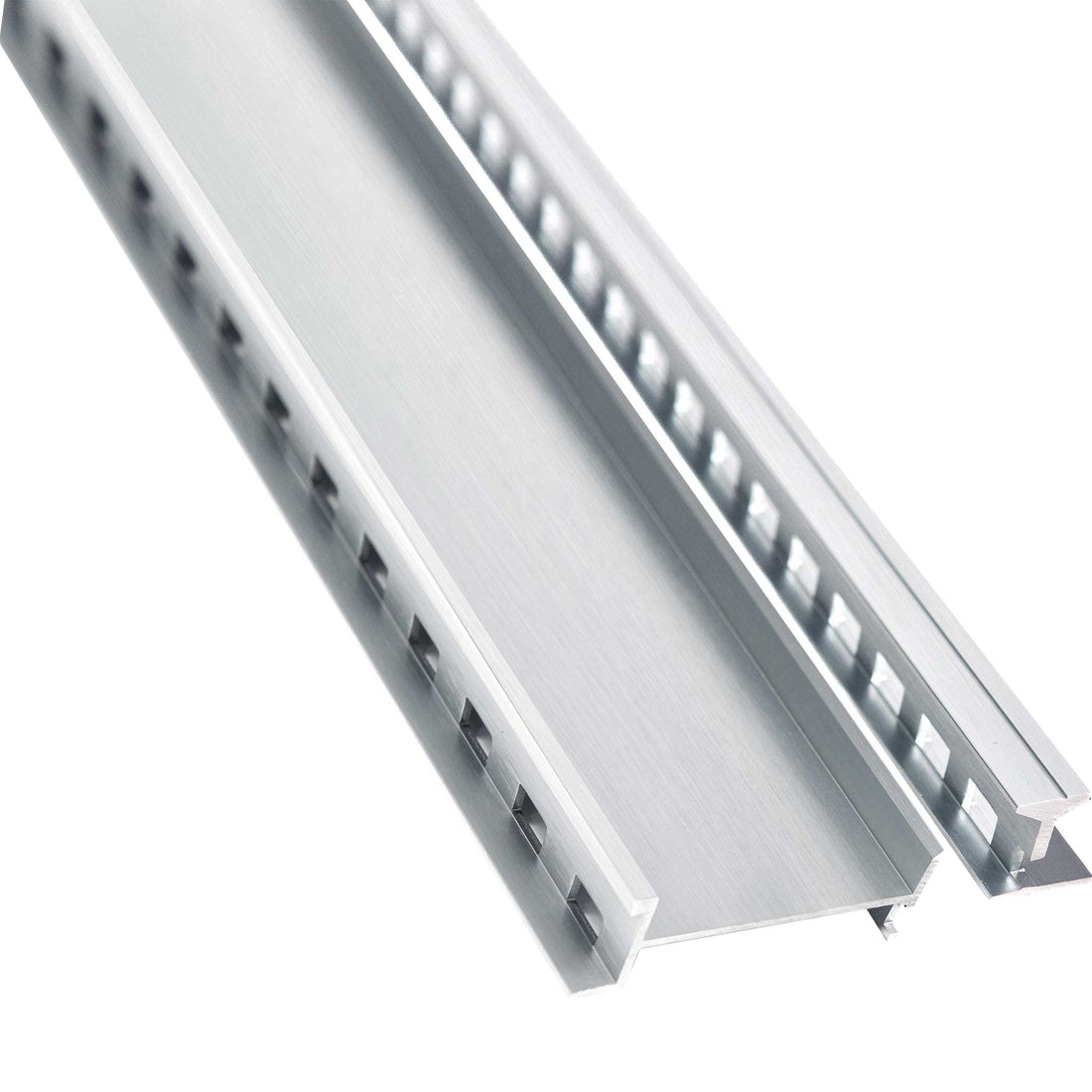 Lauxes Grates STI Shower Pack 26 in Silver anodised aluminium